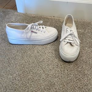 White size 8 Superga shoes